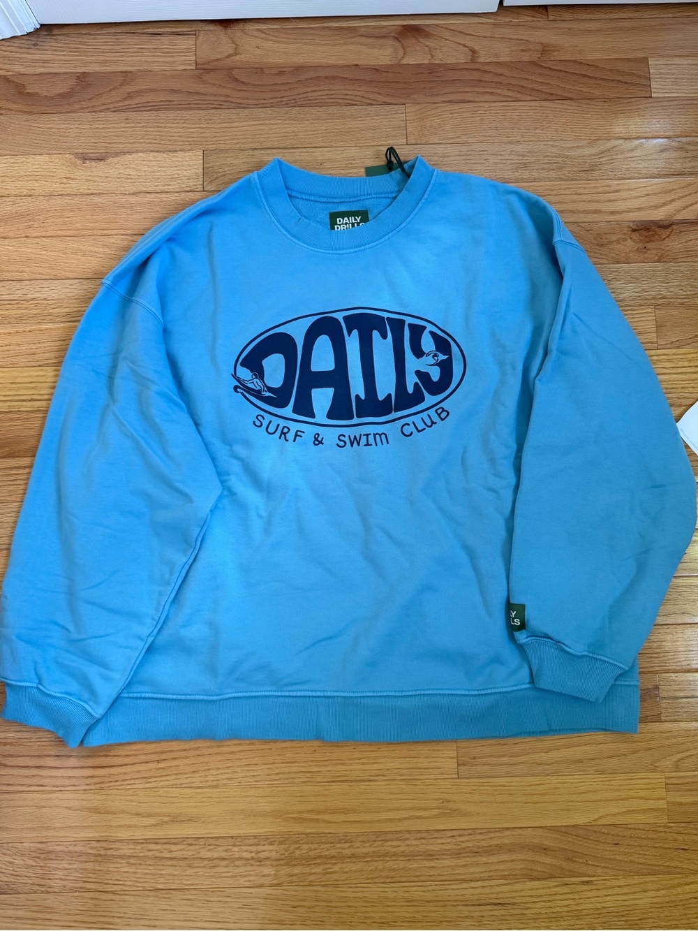 NWT Daily Drills Swim and Surf Crewneck